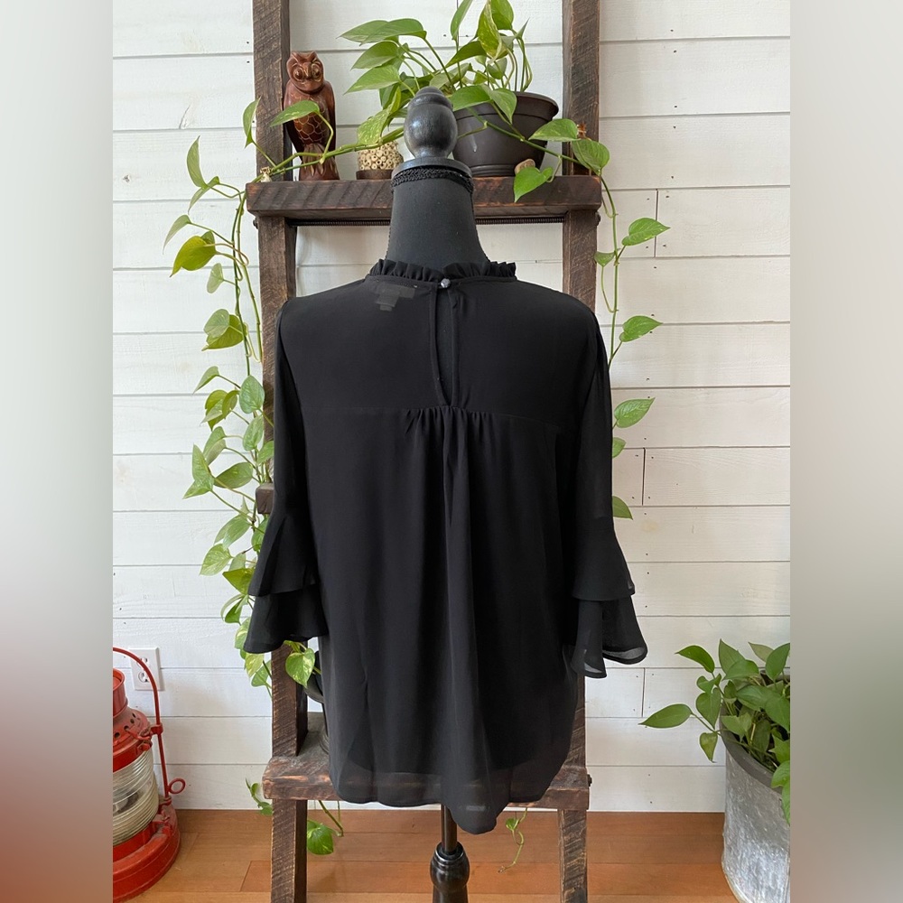 Monteau: Black Babydoll Blouse with Ruffle Collar - Picture 9 of 13